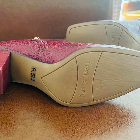 Red Booties - Picture 5 of 5